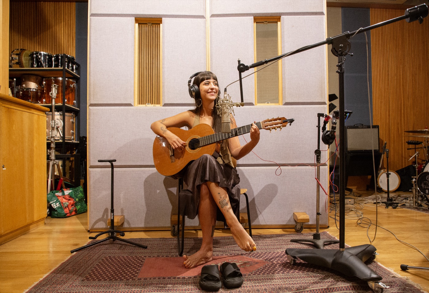 Dora tracking guitar